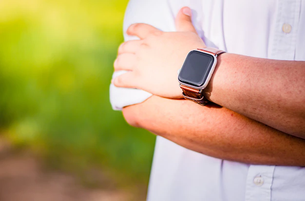 برخی ازمزایا و معایب ساعت هوشمند