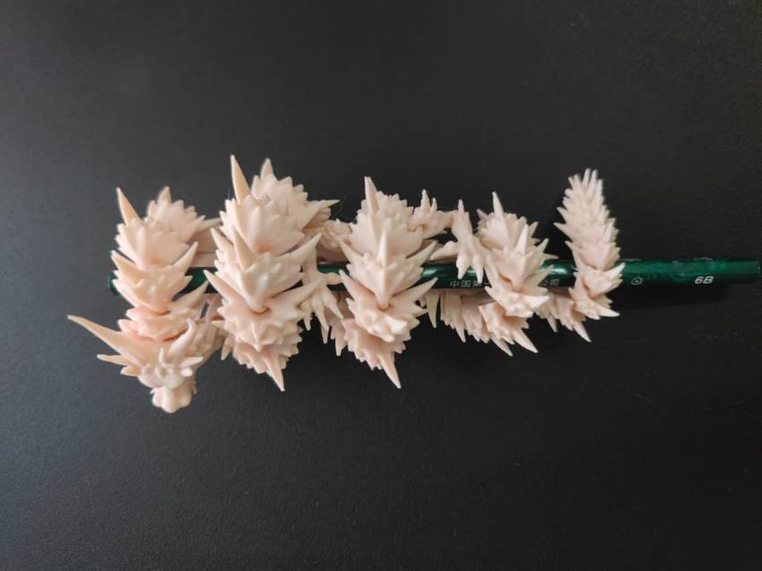 مجسمه اژدهای اسرارآمیز متحرک Optimized Little White Dragon - Image 3