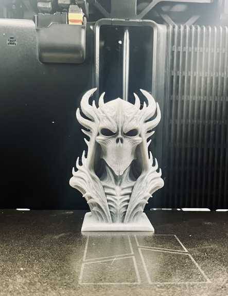 مجسمه جمجمه طرح سایه خاموش The Silent Shade - Image 3